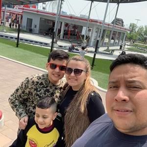 Meet your Posher, Maria jose